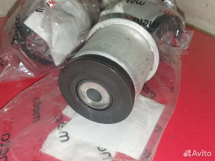 Сайлент блок задней балки Opel Astra h