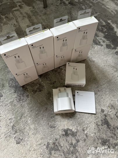 Apple 20W USB-C Power Adapter