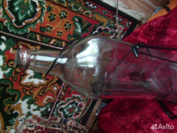 Бутылка 4.5 литра,для напитков с опракидывателем