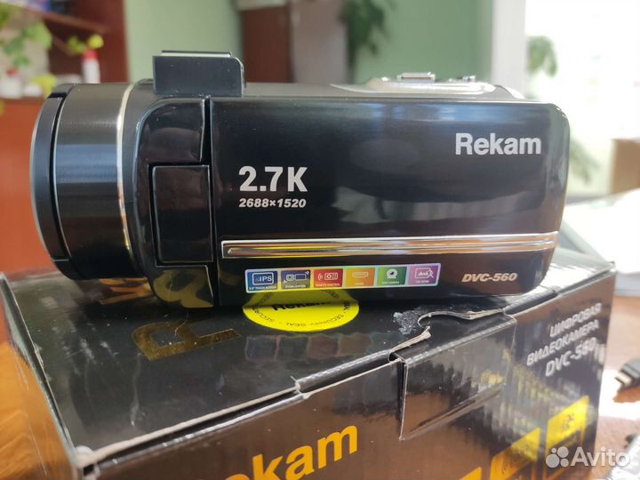 Цифровая видеокамера