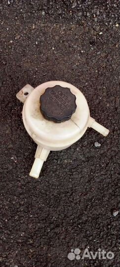 Бачок Гура киа спектра