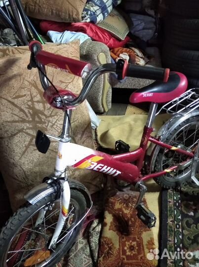 Детский велосипед на 3-7 лет