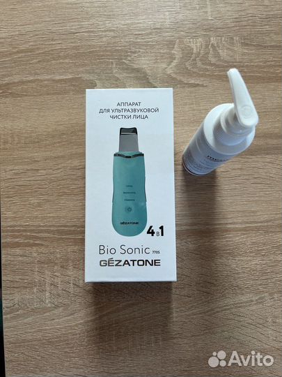 Ультразвуковой аппарат для чистки лица