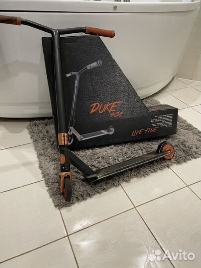 Трюковой самокат duke 404