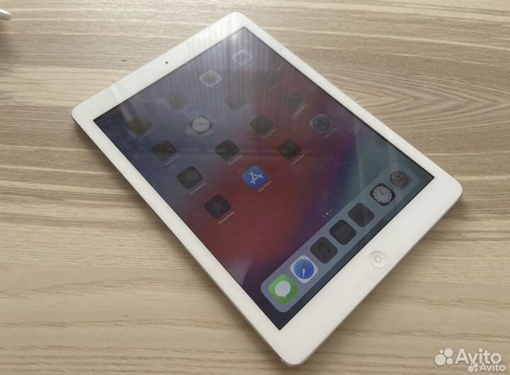 Apple iPad Air 16Gb WiFi