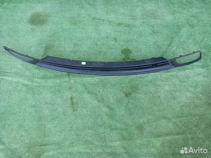 Решетка в бампер Hyundai Grand Starex