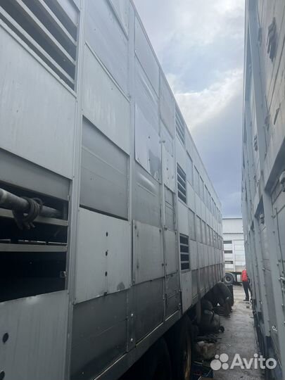 Полуприцеп рефрижератор Lamboo LABA39, 1986