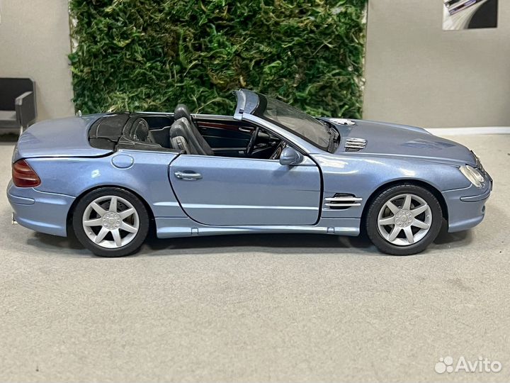 1/18 motormax mercedes benz SL