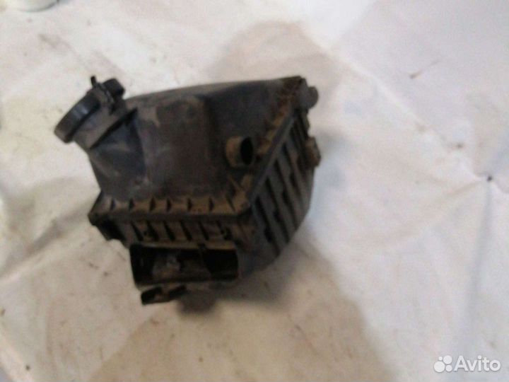 Короб воздушного фильтра Audi A4 B6 211 Л.С. 2001
