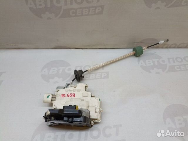 Замок двери передний левый Audi A6 C6 ccea 2009