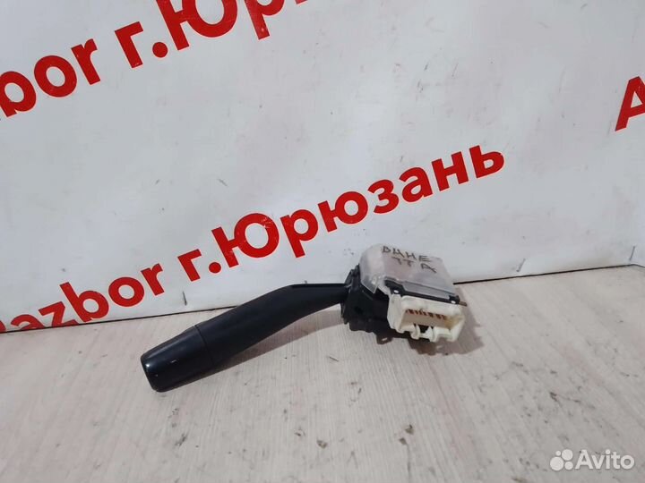 Подрулевой переключатель света Nissan Vanette SK82