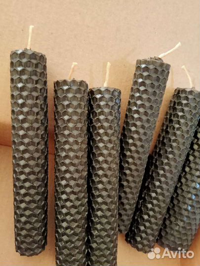 Свеча из вощины черная, очищающая,20см