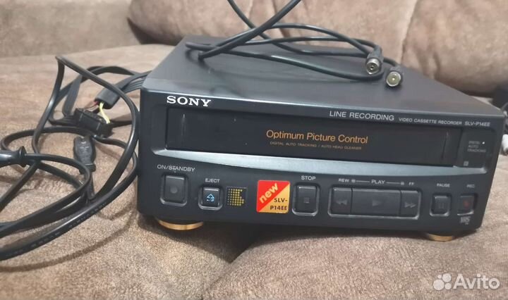 Видеомагнитофон sony
