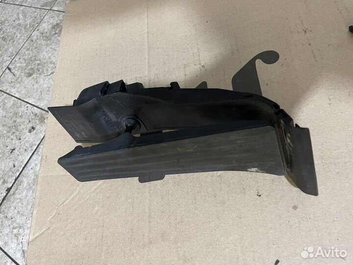 Педаль газа электронная рестайлинг e39