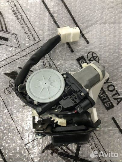 Замок двери багажника Lexus Nx