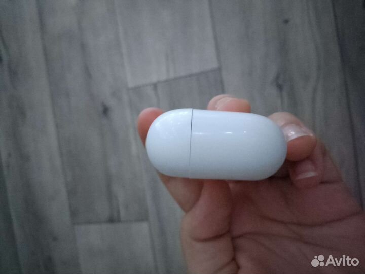 Беспроводные наушники apple airpods