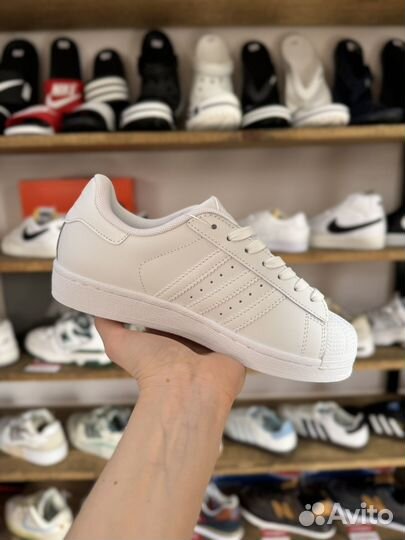 Кроссовки белые adidas originals superstar женские