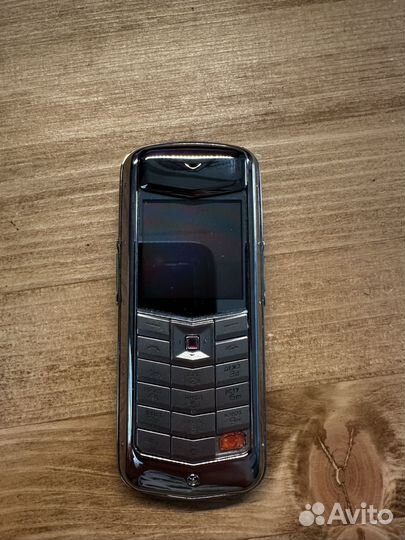Vertu Constellation малиновый, 32 ГБ