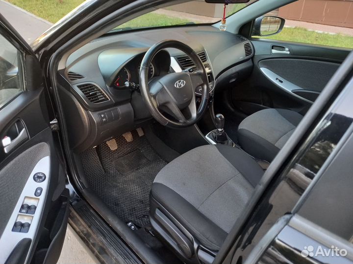 Hyundai Solaris 1.6 МТ, 2012, 99 000 км