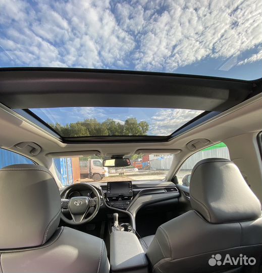 Toyota Camry, 2022