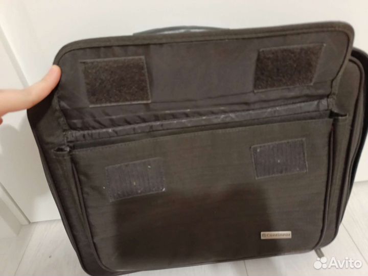 Портфель для ноутбука