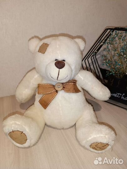 Плюшевый медведь