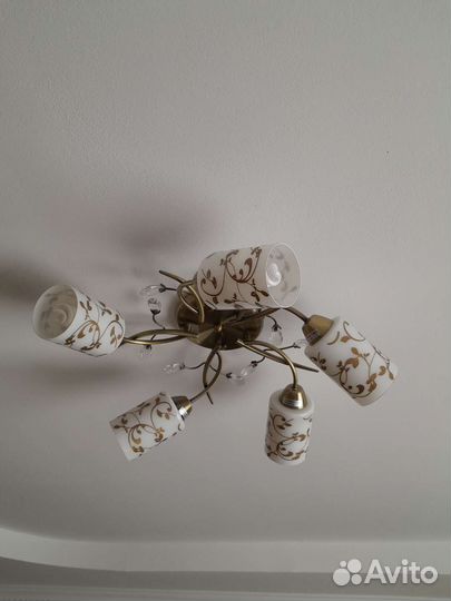 Люстра потолочная бу