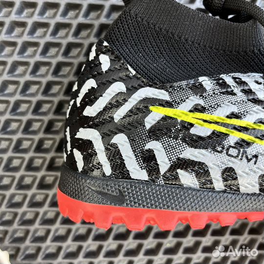 Сороконожки детские Nike Panter