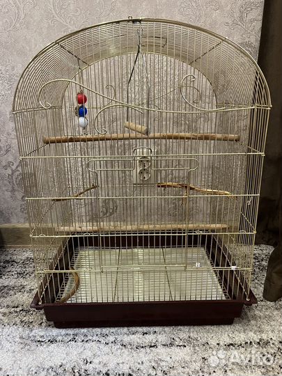 Большая клетка для птиц