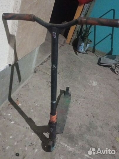 Трюковой самокат