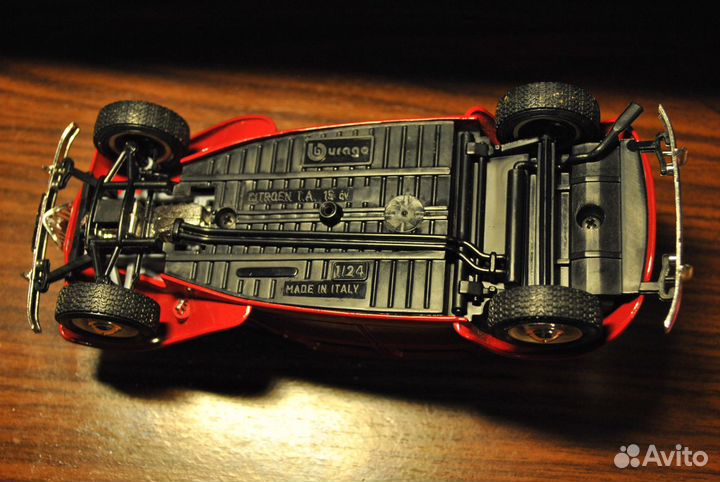 Машинка коллекционная 124 Citroen 15 CV TA (1938)