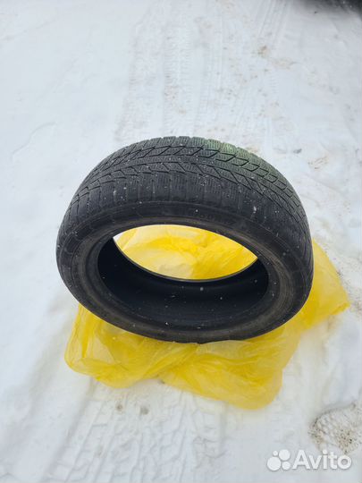 Triangle Snowlink TWT02 215/50 R17