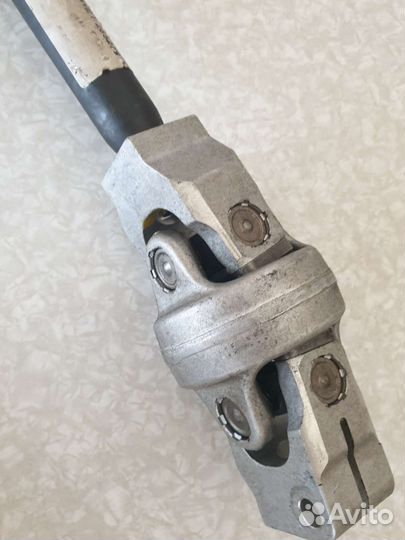 Рулевой вал