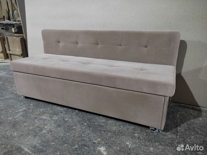 Диван в кухню со спальным местом