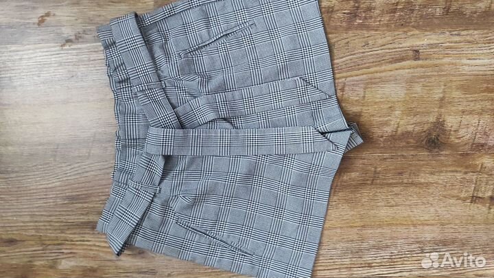 Шорты в клетку 40-42 размера Zara