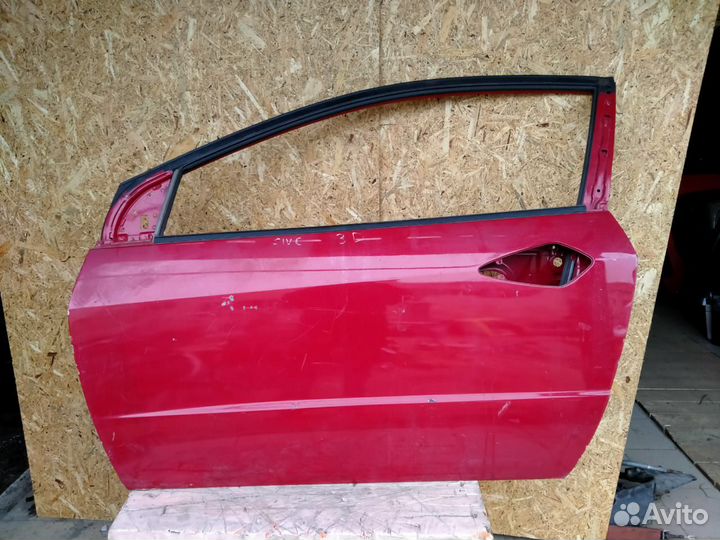 Дверь передняя левая Honda Civic 5D
