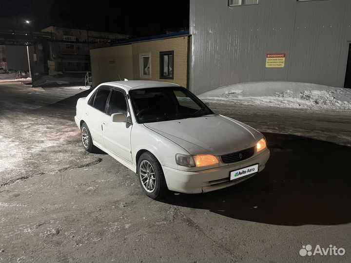 Toyota Corolla 1.6 AT, 1998, 200 000 км