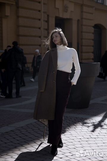 Стилист имиджмейкер