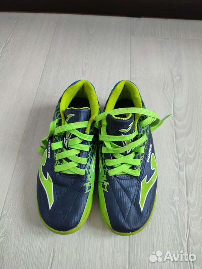 Футбольная обувь joma