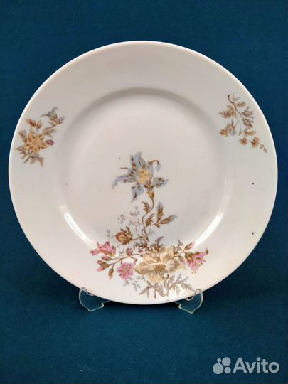 Тарелки Цветы, Кузнецов