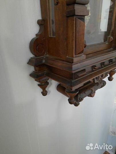 Антикварные часы