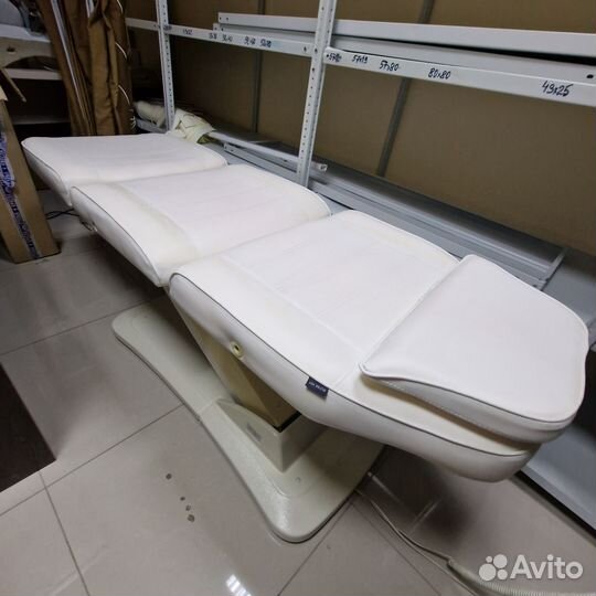 Косметологическое кресло