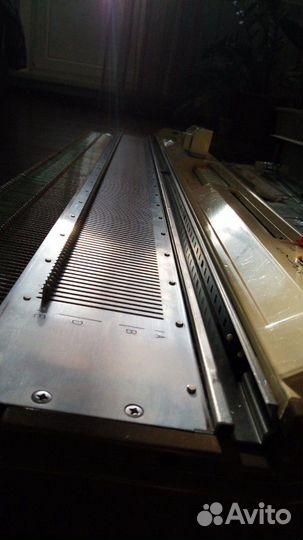 Вязальная машина Brother 811 (5кл)