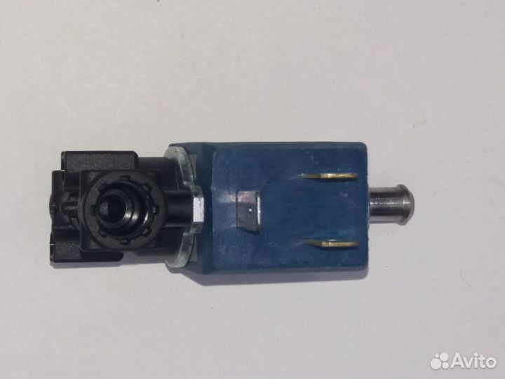 Соленоидный клапан Delonghi 35xx/45xx/6600 в сборе