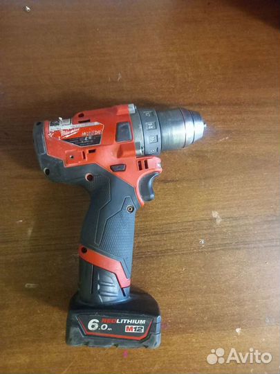 Шуруповерт milwaukee m12