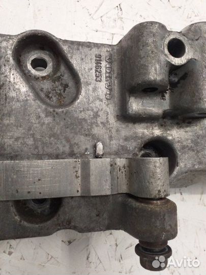 Кронштейн генератора Volvo S40 2.0 1997-2000