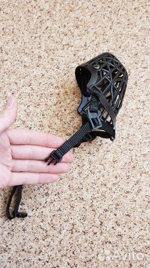 Намордники р.2, р.4; Расчёска; Ошейник; Шлейка