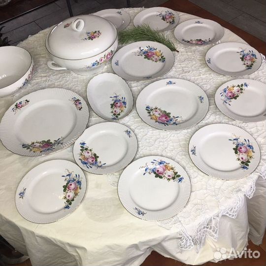 Сервиз тарелки супница