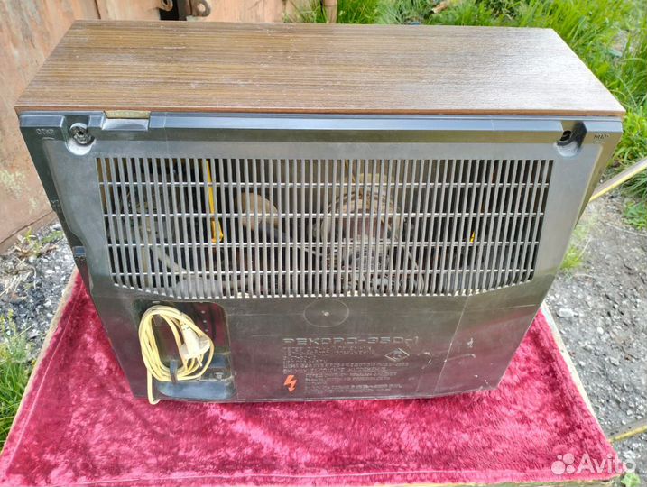 Телевизор рекорд