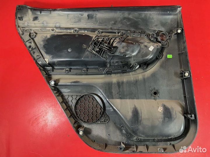 Обшивка двери задней правой Skoda Fabia 2 1.4 CGG